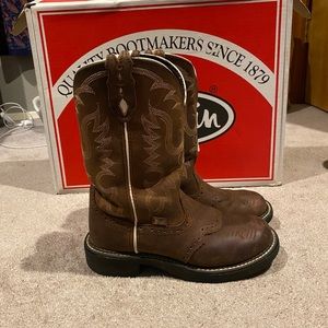 Justin Women’s cowboy boot